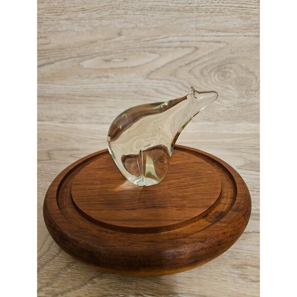 Vintage Crystal Hand Blown Polar Bear Clear Art Glass Paper Weight Figurine - Picture 1 of 8